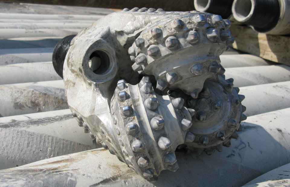 Boron bit lying on drill cores-