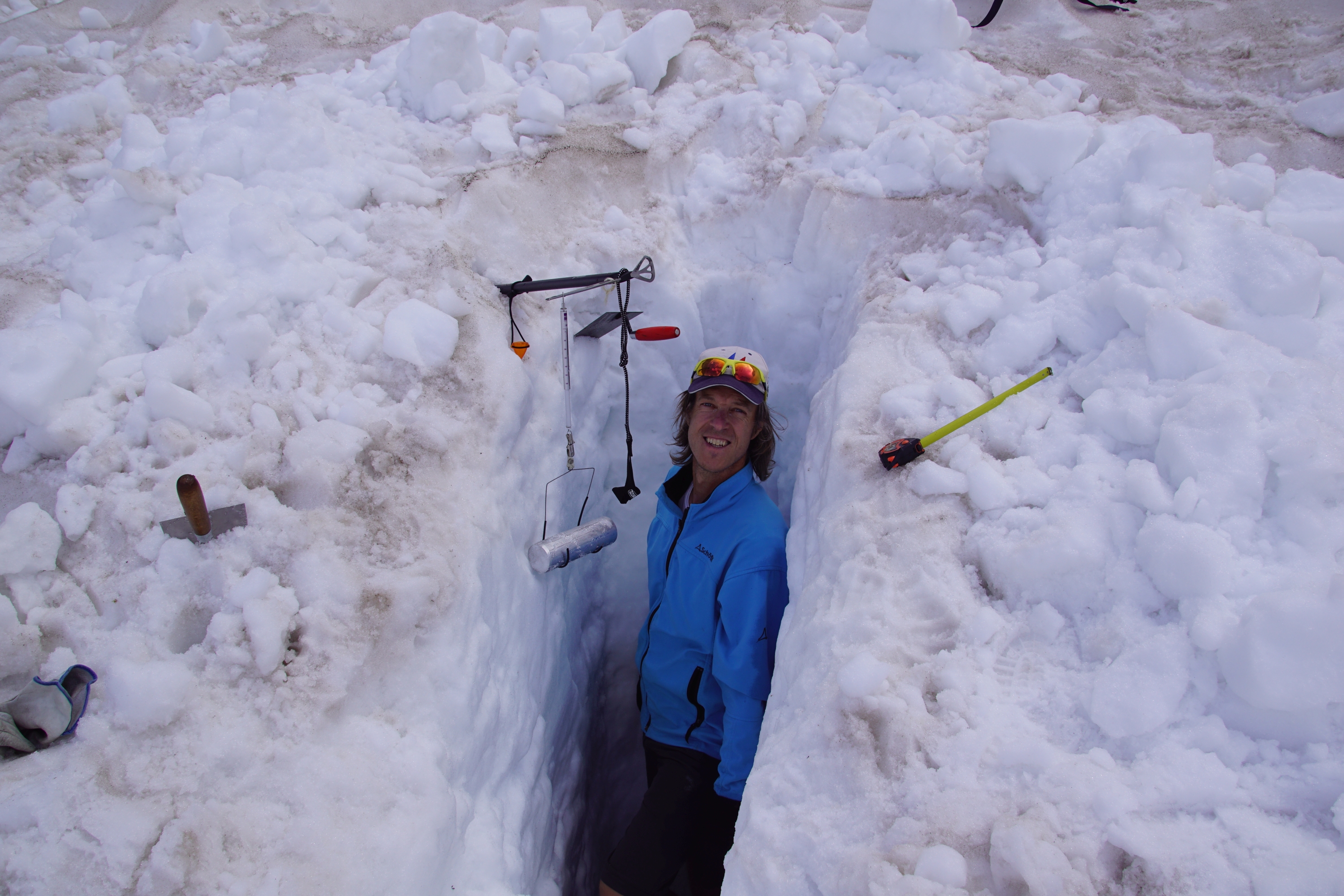 Gerhard Hohenwarter in a crevasse